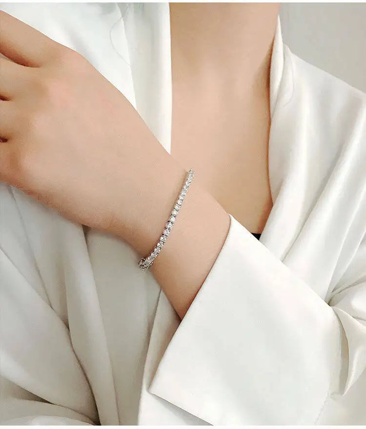 The Emily Eternity Line Bracelet